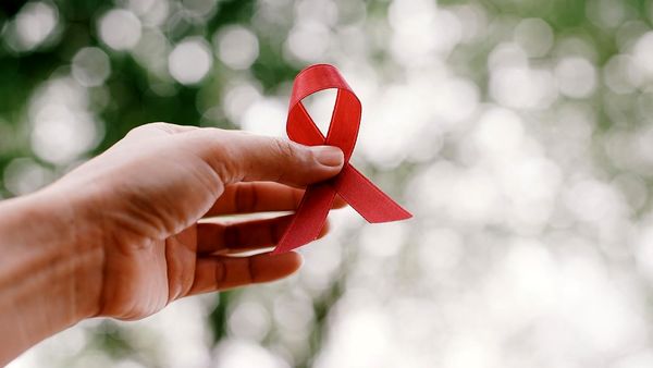 سرنگ آلوده هرگز عامل شیوع HIV نبوده است