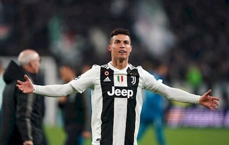 تمرین رونالدو با نایبقهرمان دو ۱۰۰ متر المپیک