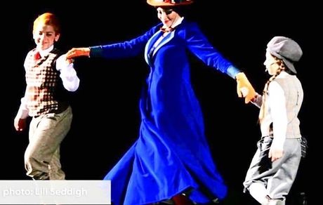 حرکات عجیب بهنوش طباطبایی روی صحنه + عکس