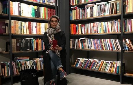 دنیا مدنی در یک کتابخانه بزرگ + عکس
