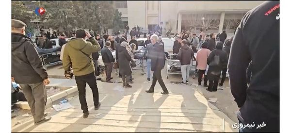 روایت کارشناس پزشکی قانونی از اتفاقات ۱۹ دی/ از پر شدن سردخانه تا شکستن درب پزشکی قانونی