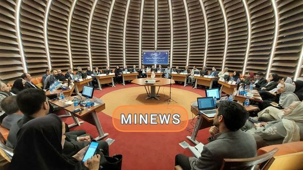 دیدار مدیرعامل شرکت آلومینای ایران با اصحاب رسانه