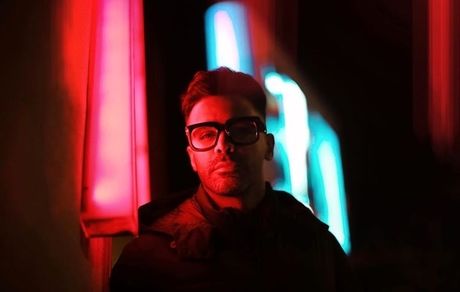 صورت قرمز شده سیروان خسروی + عکس