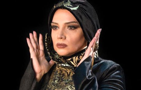 لباس و میکاپ عجیب و غریب الهام پاوه نژاد + عکس