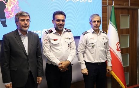 بیمه ایران سنگر امن آتش‌نشانان جان برکف/ قدردان فداکاری فرزندان دلیر این سرزمین هستیم