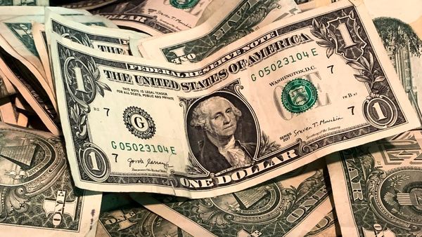 جهش نرخ ارز مردم را نگران کرد