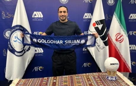 یزدانی به جمع آبی پوشان پیوست