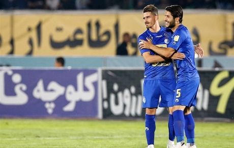 مشکلات دفاعی استقلال پابرجاست