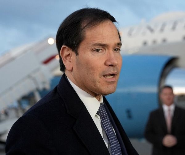 ایران حاضر به مذاکره بر سر موشک‌های بالستیک نیست