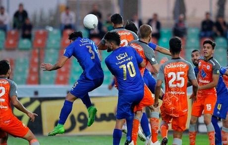 پرسپولیس سنت‌شکنی می‌کند یا شاهین ؟