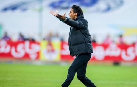 به بازیکنانم تبریک می‌گویم!