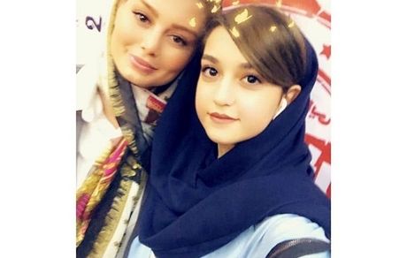 سحر قریشی با هوادارنش + عکس