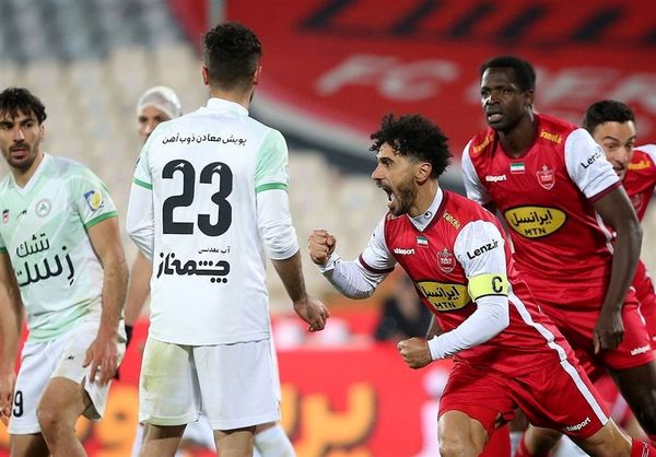 ادامه یکهتازی پرسپولیس با پیروزی مقابل ذوبآهن