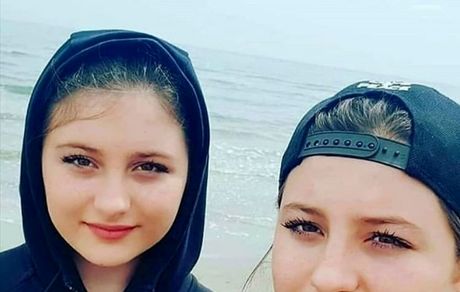 دو قلوهای محسن تنابنده در دریا + عکس