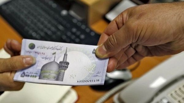 بانک مرکزی لغو اخذ سود از دیرکرد اقساط وام‌ها را در دستور کار قرار داد
