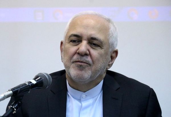 حافظ و سعدی ما را در دنیا بیشتر مطرح کرده است یا بعضی جنبههای دیگری که ما آن را قدرت میپنداریم؟