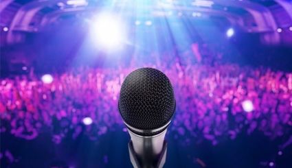 کدام خوانندگان لس آنجلسی درخواست بازگشت به ایران را کردند؟ معین، مارتیک، شهرام شب‌پره، سیاوش شمس، منصور