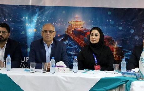 برگزاری همایش آموزشی بیمه‌های باربری و کشتی توسط بیمه دی