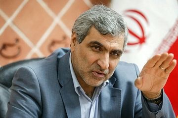  تندروها با بی توجهی محض به گرفتاری مردم، شبانه روز با سیاه نمایی و اتهام زدن چوب لای چرخ دولتی ها می گذارند