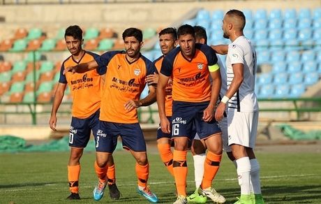 بیک‌زاده مربی بادران شد 