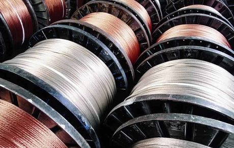 گزارش ویژه: ورود پربازده مس و آلومینیوم به سال ۲۰۲۶