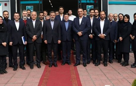 جهش فروش و رشد ۶۴۵ درصدی شعبه بیمه دی در استان البرز
