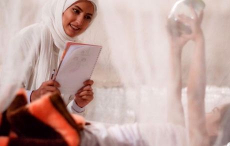 شرکت کننده مسابقه رالی با تیپی متفاوت + عکس