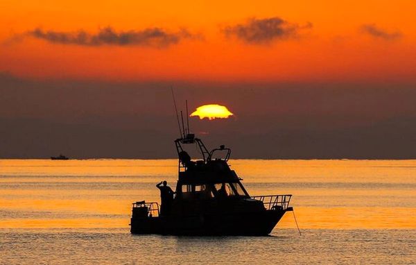 حمله آمریکا به یک شناور و جان باختن 4 سرنشین قایق در اقیانوس آرام