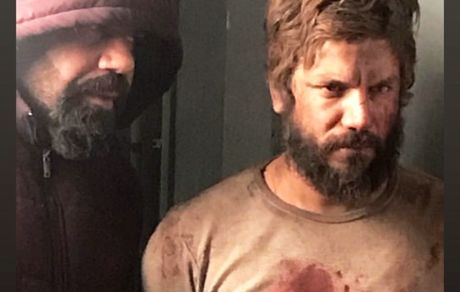 عباس غزالی با لباس خونی + عکس