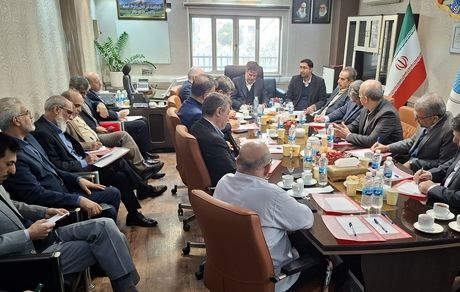 مشتریان رکن اصلی بیمه ایران هستند