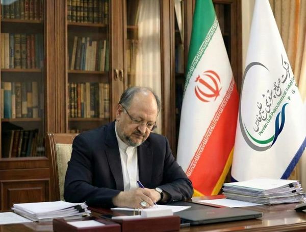 پیام محمد شریعتمداری مدیر عامل شرکت صنایع پتروشیمی خلیج فارس به مناسبت یوم اله 22 بهمن، سالروز پیروزی شکوهمند انقلاب اسلامی