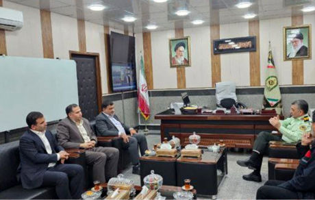 دیدار مدیرعامل شرکت فولاد اکسین خوزستان با فرمانده نیروی انتظامی استان