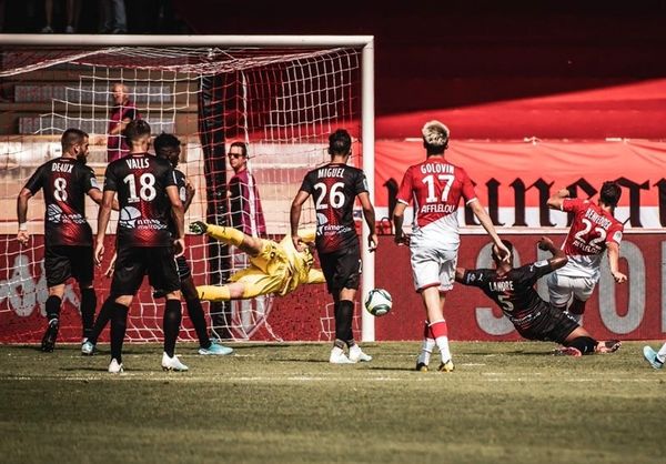 لوشامپیونه| موناکو ۱۰ نفره پیروزی را با تساوی عوض کرد 