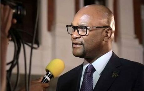 مرگ عجیب و مرموز یک سفیر در پاریس