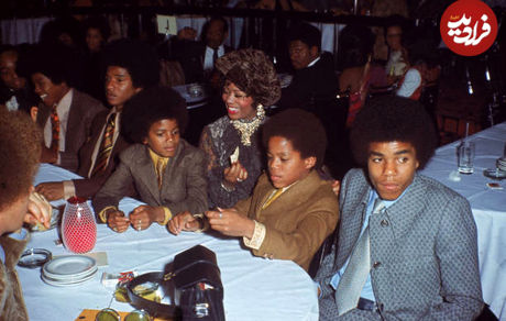 تصویری از «مایکل جکسون» در کنار خانواده‌اش