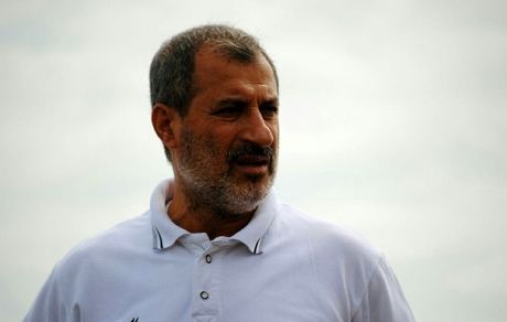 مایلی‌کهن: چرا فدراسیون قرارداد ویلموتس را فاش نمی‌کند تا به ما تودهنی بزند؟ 