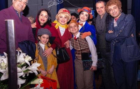 ملیکا شریفی نیا در جمع مری پاپینزی ها + عکس