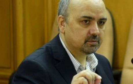 سندرم «قالتاقیت» و آسیبهای اجتماعی غلبهی فریب