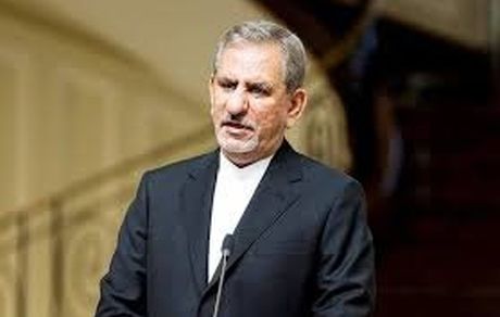 جهانگیری: نیازمند خبرنگاران و رسانه‌های برکنار از منافع جناحی هستیم /تاکید واعظی بر همکاری بیشتر بین وزرا و رسانه ها
