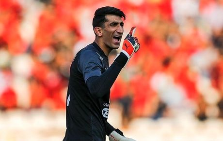 روابط عمومی پرسپولیس: بین بیرانوند و کالدرون درگیری نشده است