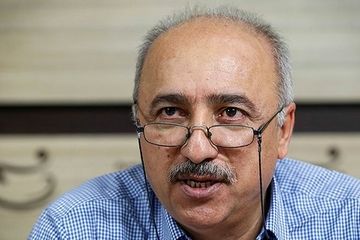 مردم پیش بینی خوبی از آینده ندارند/ دولت برای مهار تورم به استقلال بانک مرکزی نیاز دارد