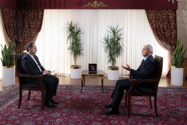 رییس جمهور: بانک صنعت و معدن پشتیبان تولیدکنندگان صنعتی و صنایع کوچک