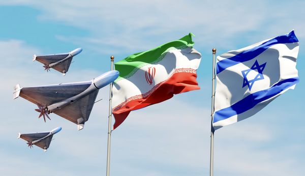 رهبر انقلاب گفتند برای جنگ آماده باشید! / هدف حمله اسرائیل این بار تغییر نظام است!