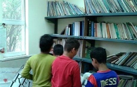پویش «اهدای دانش و مهربانی» در بانک مسکن کلید خورد/ گامی مؤثر در ارتقاء عدالت آموزشی و توسعه فرهنگ کتاب‌خوانی